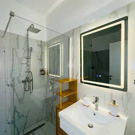 Appartement Tirana *